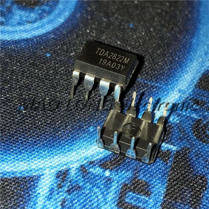 10 шт./лот TDA2822M DIP8 TDA2822 DIP 2822M DIP-8 новые и оригинальные IC в наличии 3 в 6 в 9 в 12 В 15 в