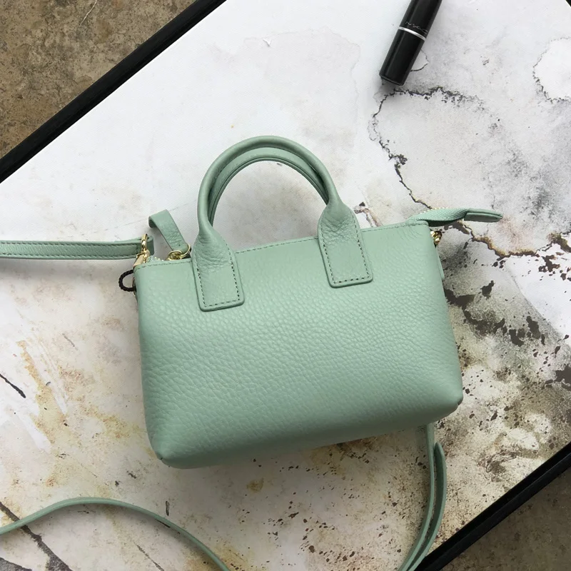 Сумка Подушка Женская импортная из воловьей кожи с одним плечевым ремнем лето