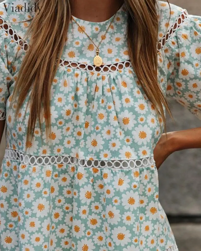 

Casual Floral Lace Insert A-line Dress Women Summer Short Sleeve Hollow Out Mini Dress