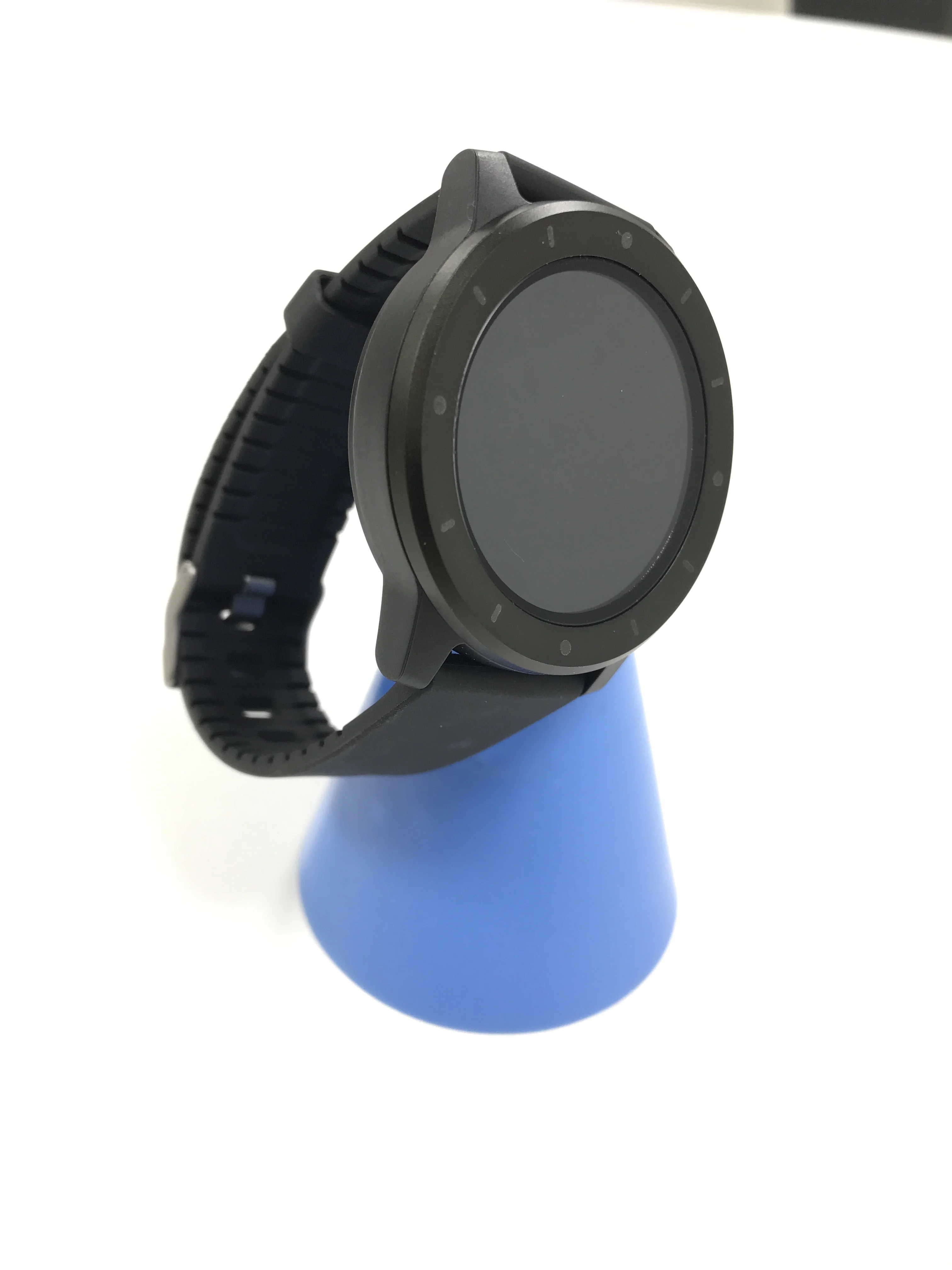 

OMMUR V200GPS smartwatch intelligent tracker heart rate sleep monitor music control sedentary driking reminder find cellphone