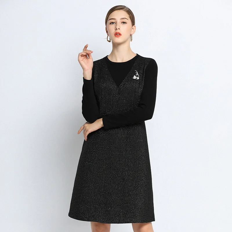 Зимнее платье большого размера 2019 женское черное мягкое приятное для кожи яркое