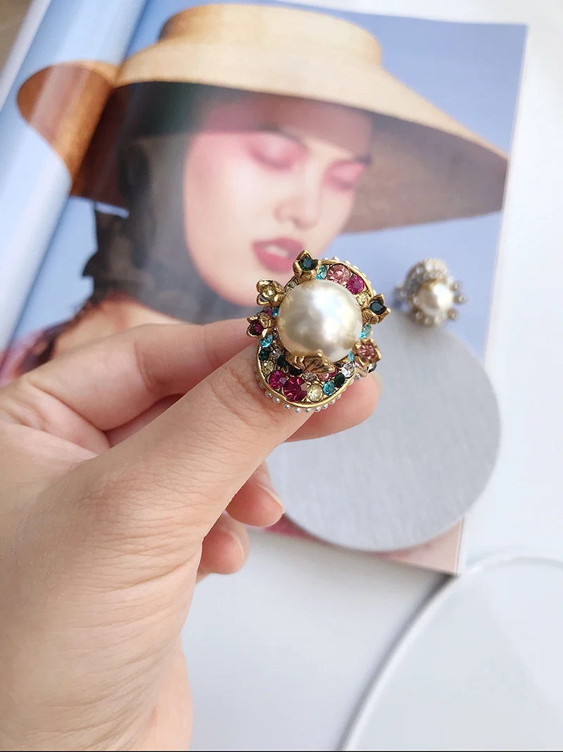 Женское кольцо с крупным жемчугом Винтажное цветным камнем и буквами ювелирное