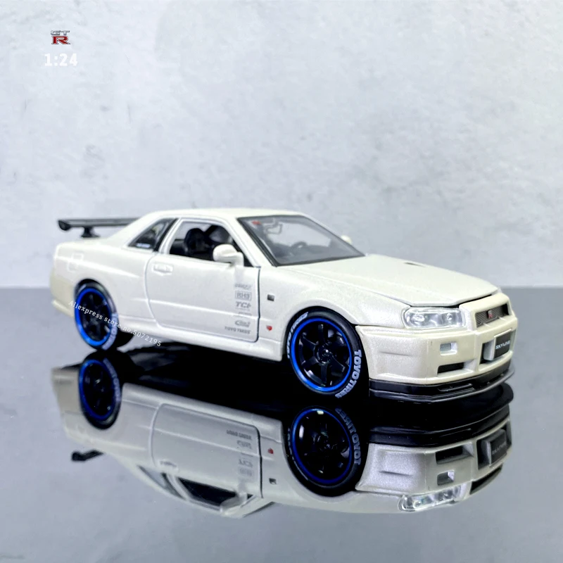 

Maisto 1:24 New Nissan SKYLINE R34 GT-R simulation alloy car model collection gift toy Boy birthday Toys