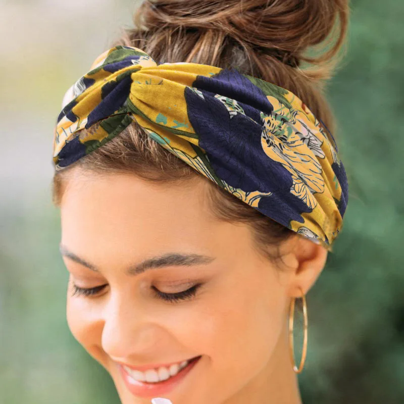 

2020 New Women's Headband Bohemia Twisted Knotted Floral Floral Wide Hairband Stretch Hair Band Fashion Hair Accessories Hot