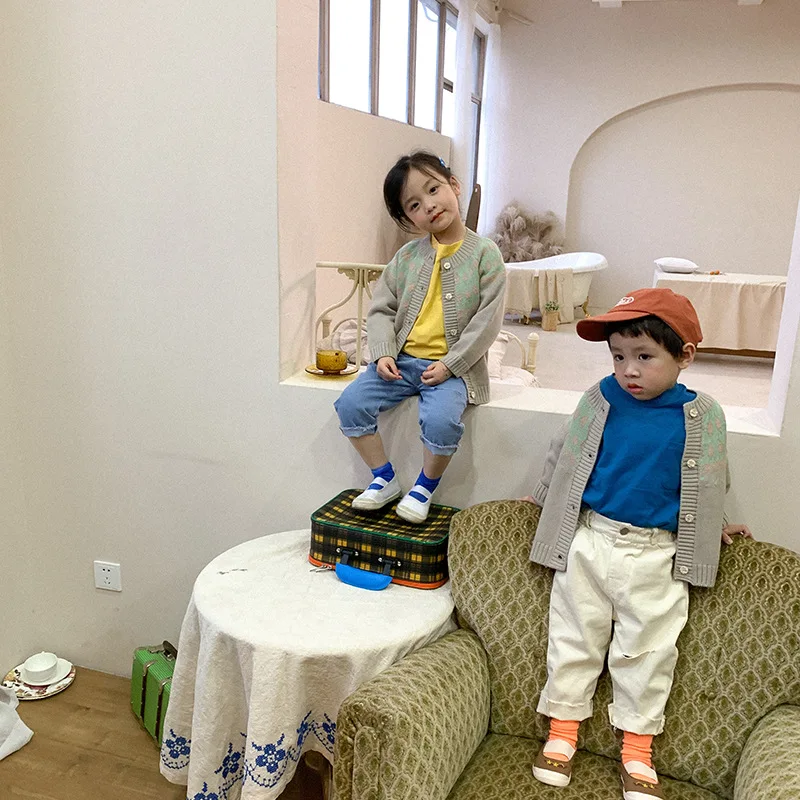 

Toddler Girls Sweaters Knitted Cardigan Baby Boys Soft Wool Tops Outfits Long Sleeve Children Clothes Wear Fashion New Spring