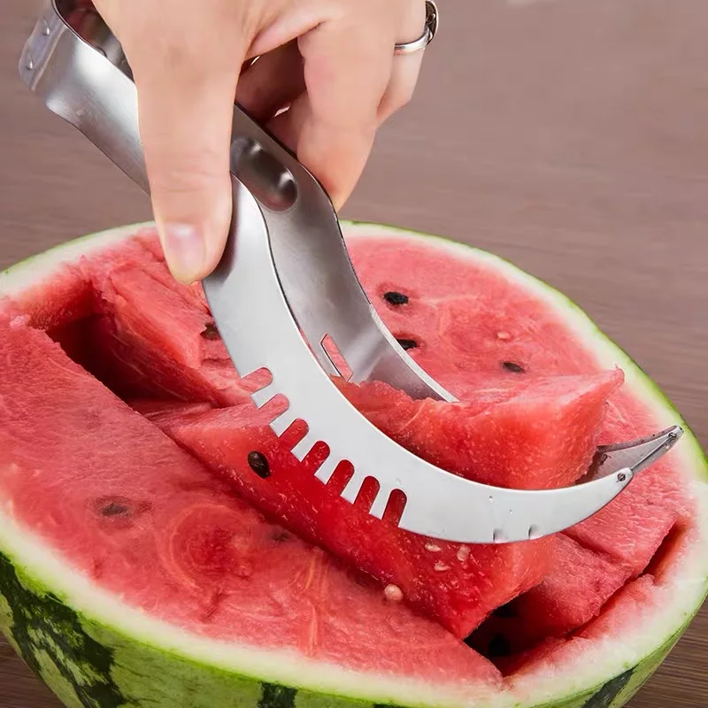 

1pcs Practical Stainless Steel Watermelon Slicer Fruit Cutter Melons Knife Watermelon Cutting Kitchen Tools Accessories Gadgets