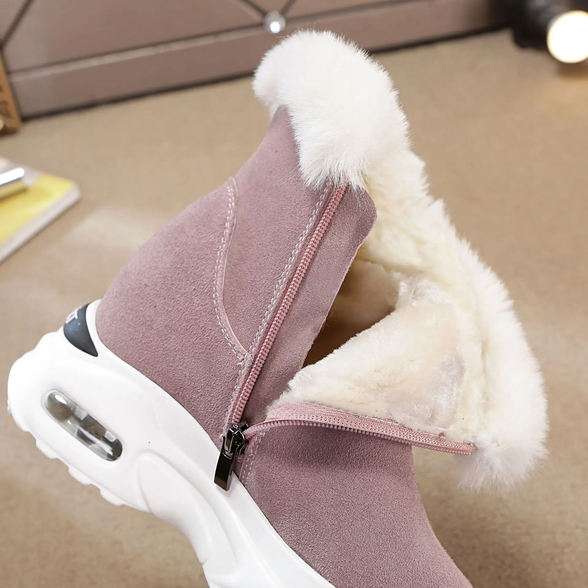 

2020 Winter Plush Inner Heightening Women's Boots High Quality Leather Rex Rabbit Fur Fringe Snow Boots Thick Bottom Cotton Shoe