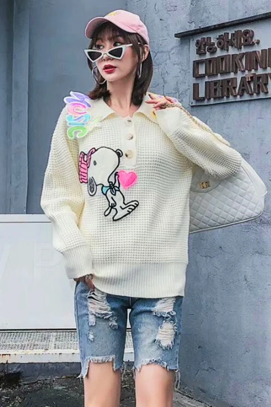 

Sweater female short paragraph head long sleeve loose lazy wind Korean sweet cute cartoon sequin doll collar sweater