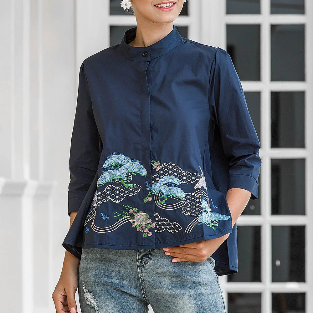 

Abstract Embroidery Blouses Shirt Women Spring Summer Fashion Casual Ladies White Doll Tops 3/4 Sleeve Dropshipping 2021