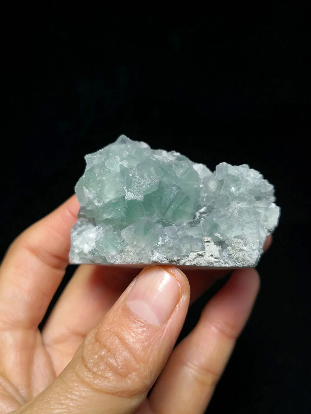 

72g A4-1gy Natural Green Fluorite Mineral Crystal Specimen Home Decoration From Xianghuapu Hunan Province China