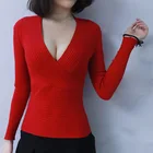 Женский трикотажный свитер с длинным рукавом и V-образным вырезом