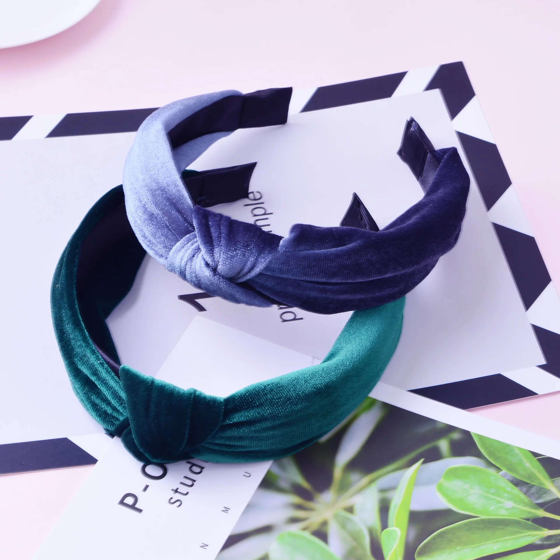 

20pc Knot Cross Tie Solid Fashion Velvet Hair Band Headband Girls Bow Hoop Hair Accessories Twist Headband Headdress for Women
