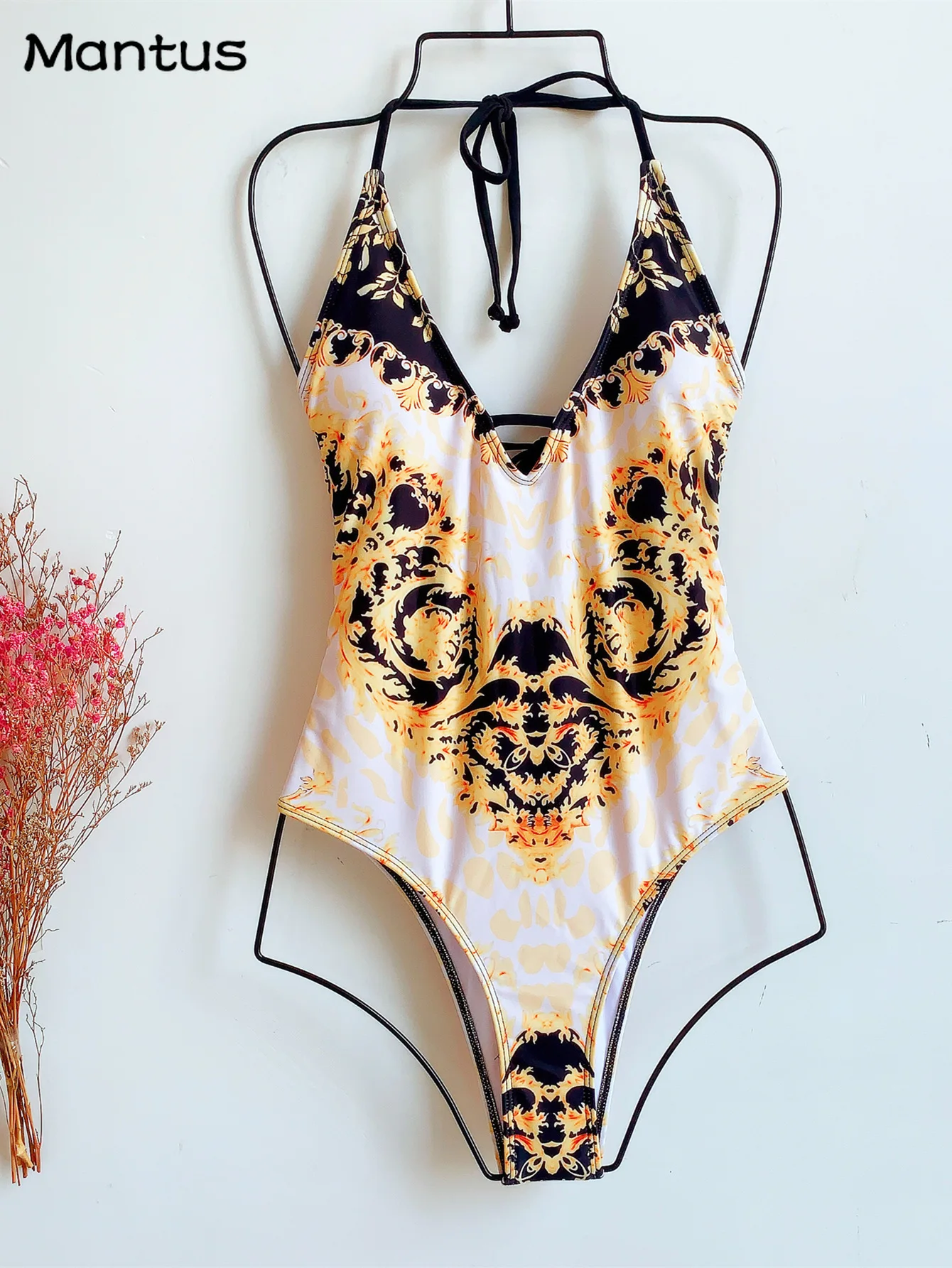 

2020 Sexy V-neck One Piece Swimsuit Women Print Vintage Bandage Backless Momokini Swimwear Female Summer Beach Bathing Suits