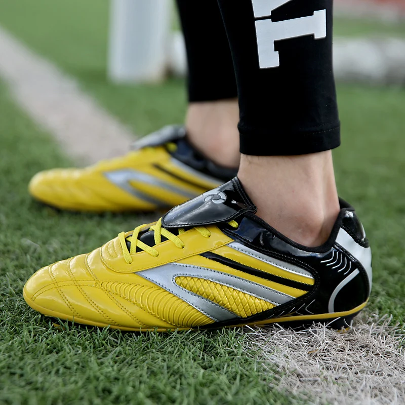 

Baasploa Men Soccer Shoes Training Cleats Shoes Lightweight Outdoor Breathable Football Boots for Boys Non-Slip Sneakers