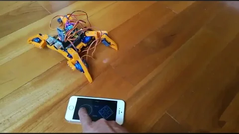 12DOF 8DOF 3D принт 4 брюки с широкими штанинами рулевой двигатель Робот с изображением Человека-паука с Bluetooth контроллер Comptiable является производителем Arduino для вождения доска DIY Наборы