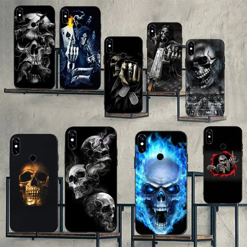 

Skeleton Middle Finger skull fire horror Phone Cases For Xiaomi Redmi 7 9t 9se k20 mi8 max3 lite 9 note 8 9s 10 pro