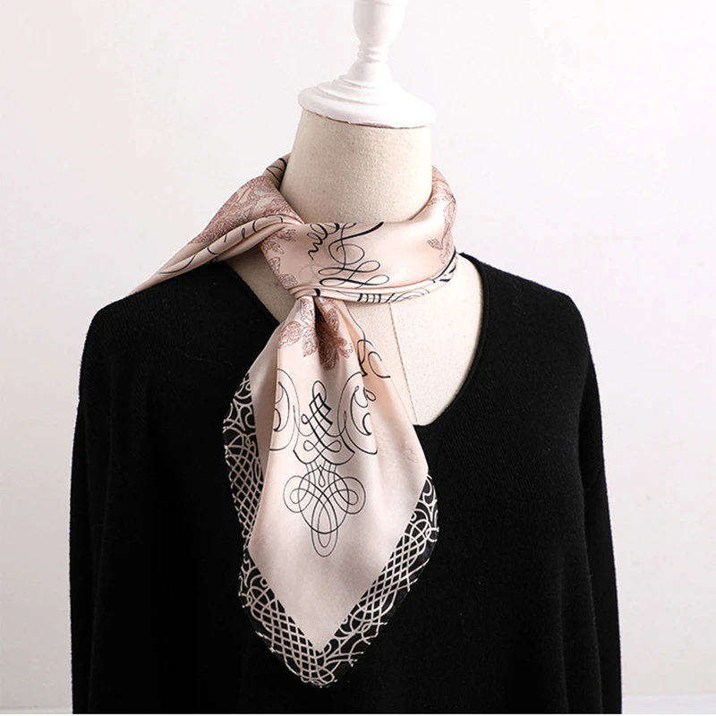 

Vrouwen 70Cm Vierkante Sjaal Zijden Haarband Foulard Lady Halsdoek Bandana Mode Print Sjaals En Wraps Hoofdband Sjaals