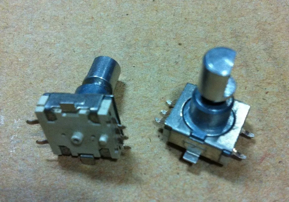 Патч-кодирующий коммутационный кодер 30 положений номер 15 импульсов вал длиной 13 мм аудиоцифровой потенциометр включен.