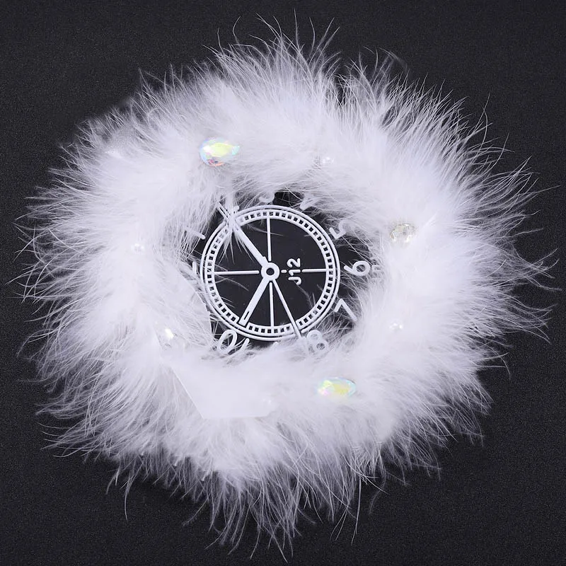 С украшением в виде кристаллов силиконовые Нескользящие Pad Для женщин перо