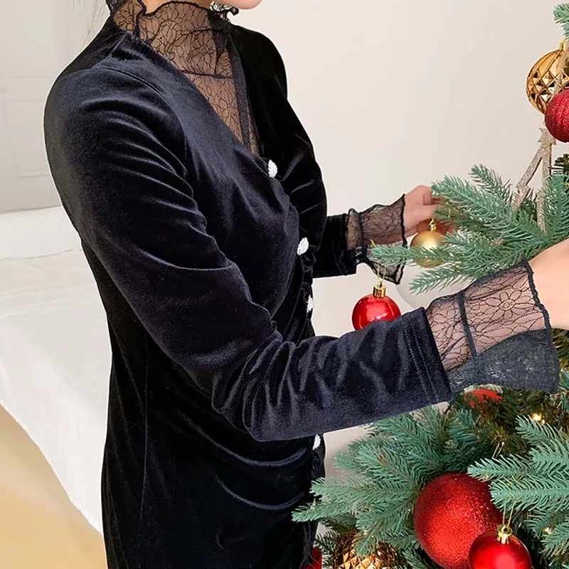 

Large size 2020 Vintage V-neck Velvet Midi dress Black Fashion Long sleeve Buttons Mermaid dresses Spring Female INKEO 9D071