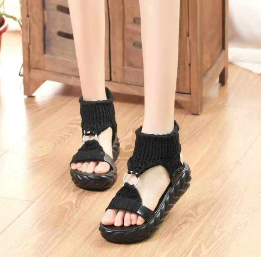 

Повседневные женские сандалии на плоской подошве, модные вязаные летние сандалии-гладиаторы с открытым носком, уличные пляжные туфли с кру...