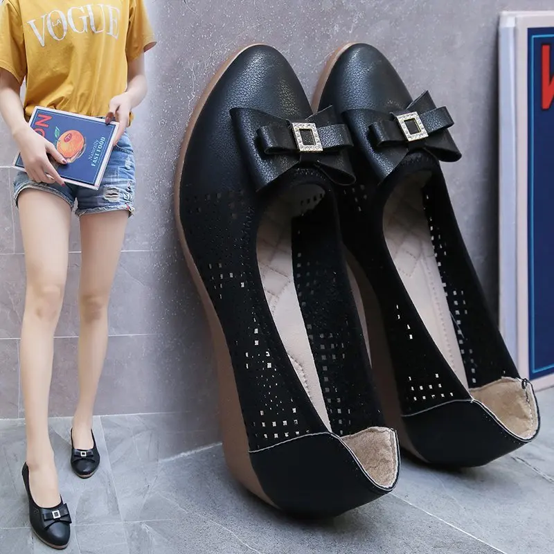 Женские свадебные туфли без застежки белые открытые туфли-лодочки на танкетке с