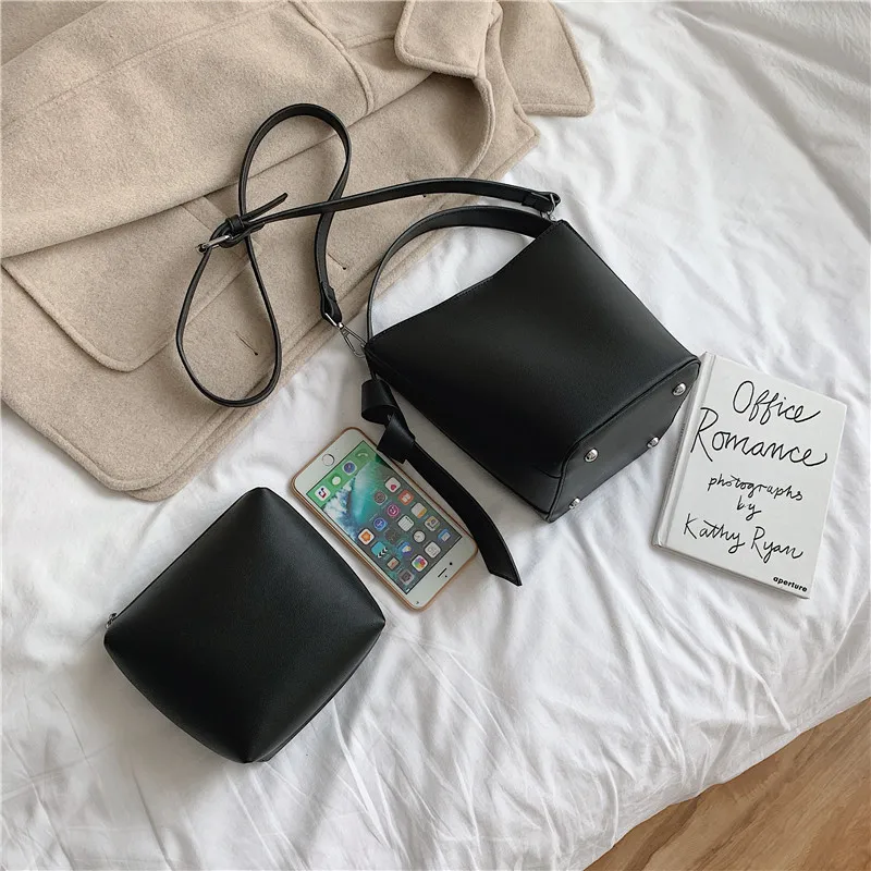 Сумка тоут женская с регулируемыми широкими ремешками модная вместительная