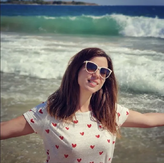 Женская тонкая футболка с коротким рукавом круглым вырезом и принтом|Футболки| |