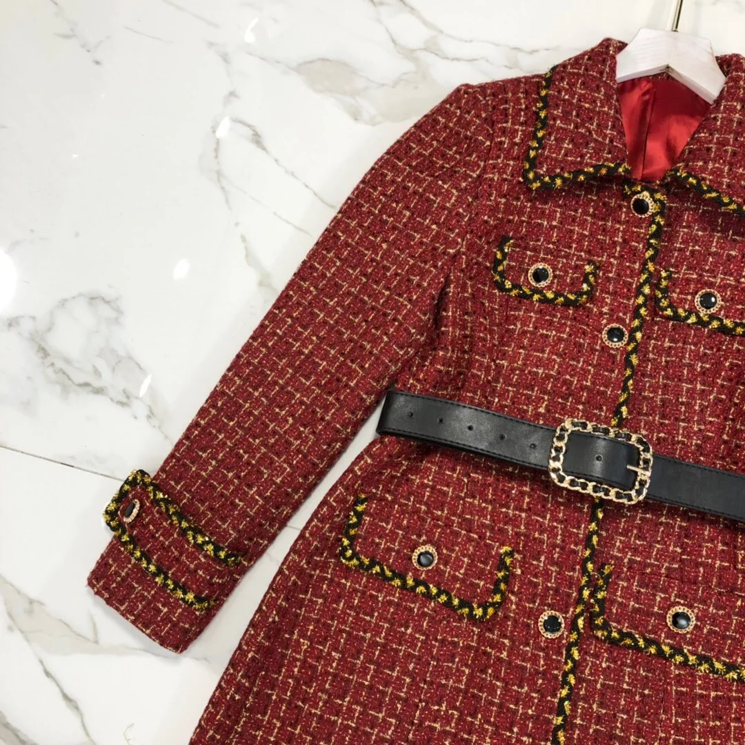 Женское офисное платье в клетку элегантное красное с длинным рукавом и поясом