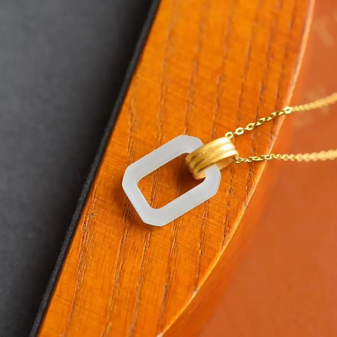 

Vintage Natural Hetian White Jade White Jade Geometric Square Frame Pendant Female Simple Design Women's Accessoires Women