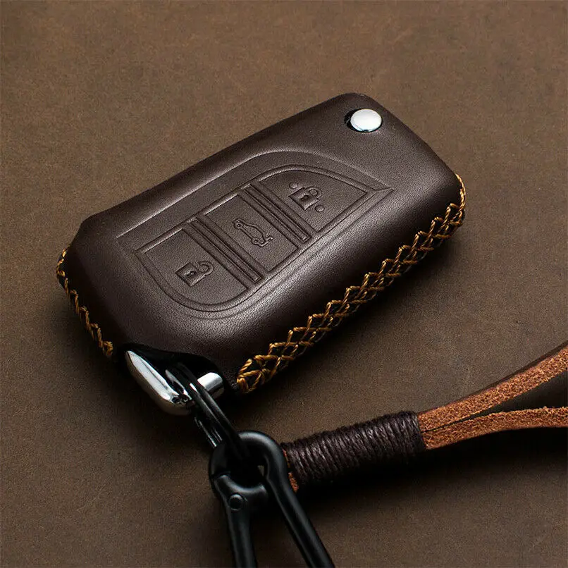 

Genuine Leather Flip Folding Car Key Case Cover For Toyota Yaris Camry Corolla Prado REIZ Crown RAV4 Hilux Shell Bag For Toyota