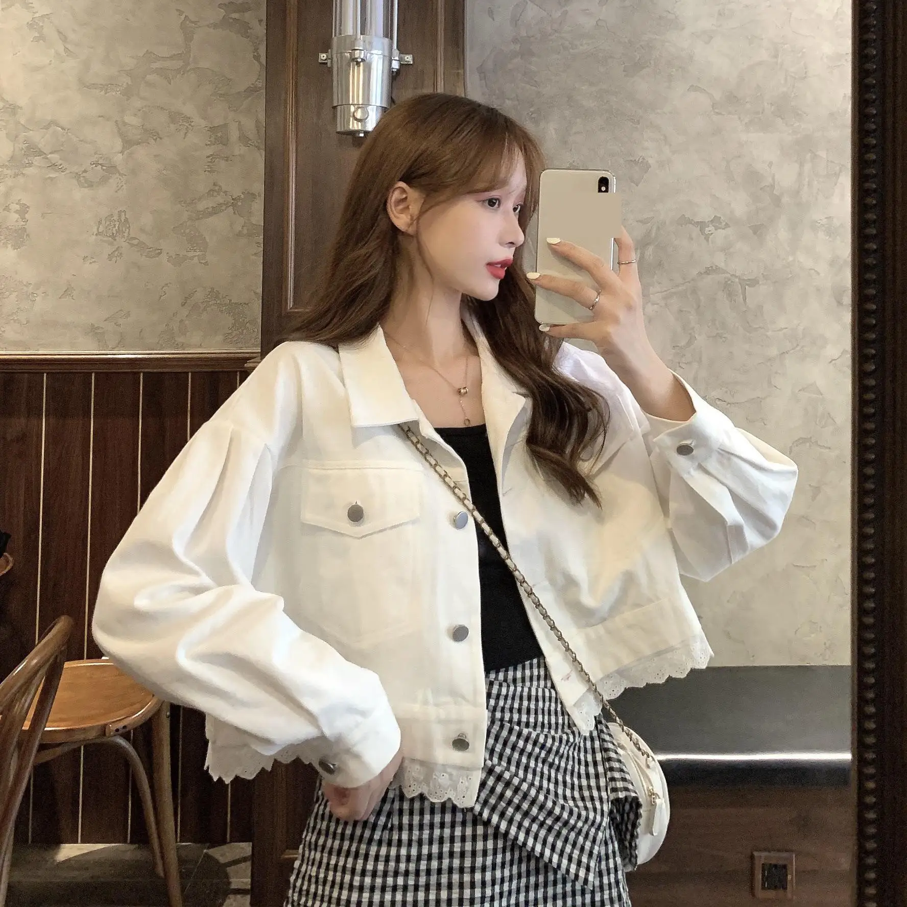 

Vintage Denim Jacket Women Casual Coat Ladies White Short Denim Jacket College Wind Trend Fashion Lace Denim Jacket