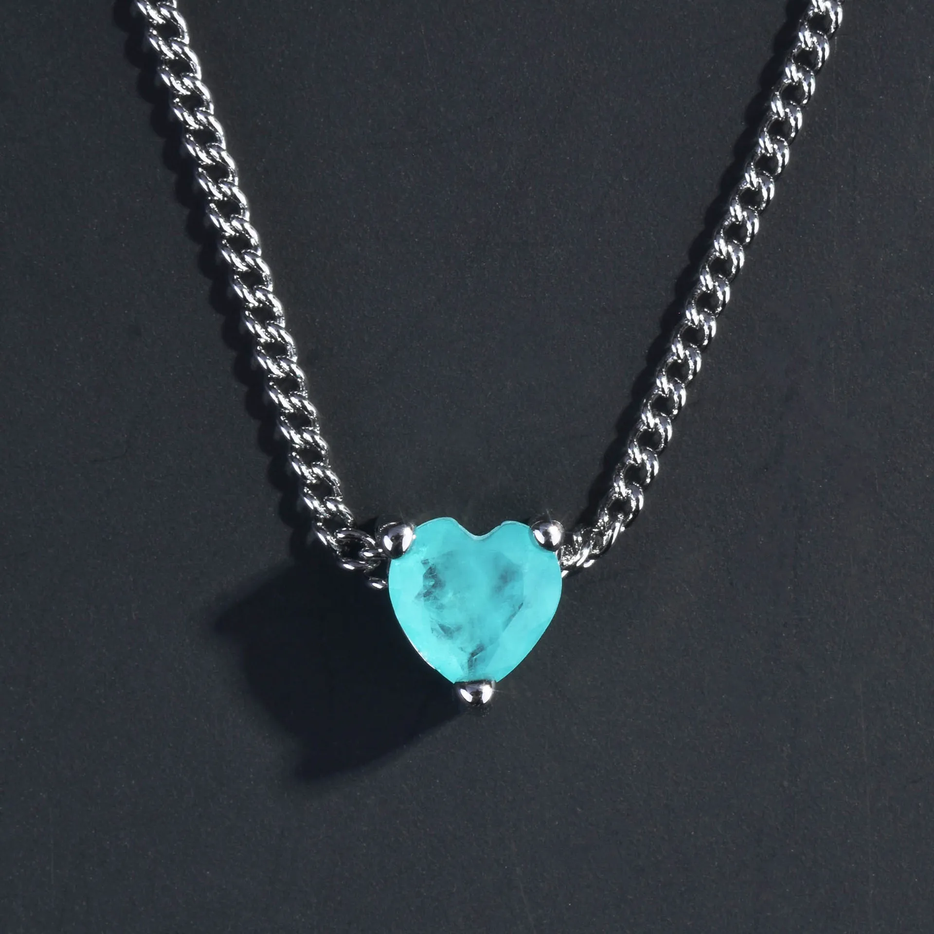 

Classic Simulated Paraiba Tourmaline Stone Pendants Necklace 5mm Small Heart Design Necklace Chain Silver Color Jewelry 2021