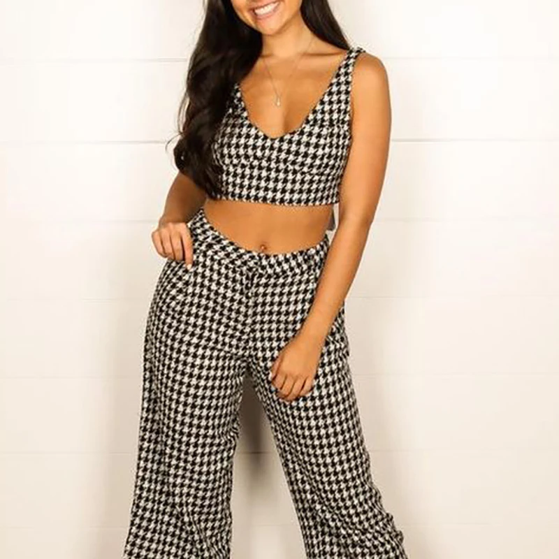 

Женский винтажный спортивный костюм, комплект из двух предметов, укороченный топ в клетку с V-образным вырезом и широкие брюки, комплект для ...