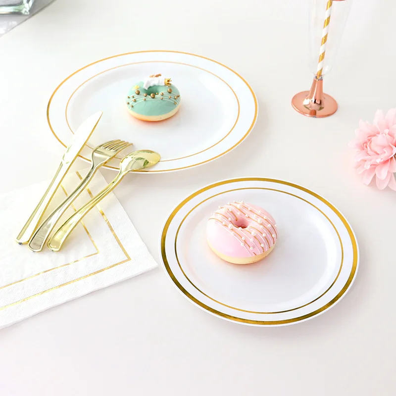 

Golden Plastic Party Disposable Tableware for Birthday Weeding Party Decor Cake Plastic Plates Cups Baby Baptism Decorations
