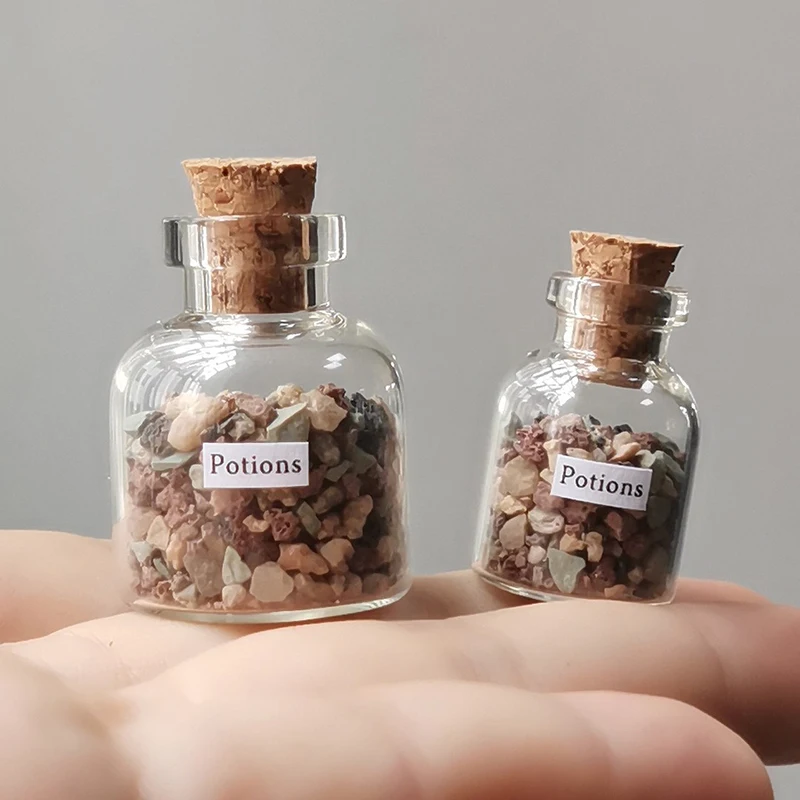 

1Pc 1/12 Dollhouse Miniature Glass Magic Medicine Bottle Model Toys Doll Accessories