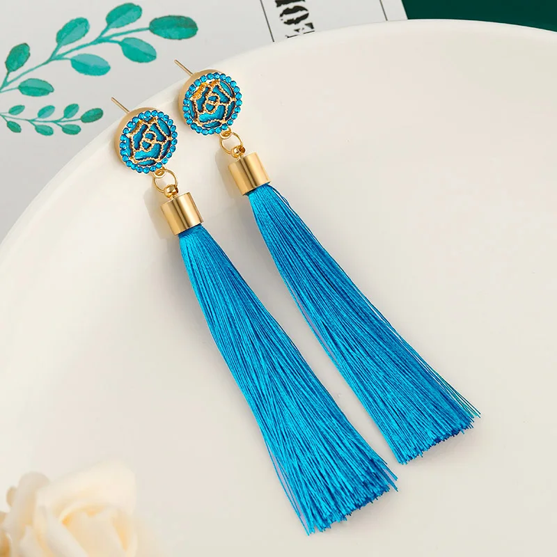 Light Blue Новые модные богемные серьги с кисточками для женщин из хлопка и шелка, длинные висячие серьги с бахромой, вечерние женские ювелирные изделия - Окраска металла: Light Blue