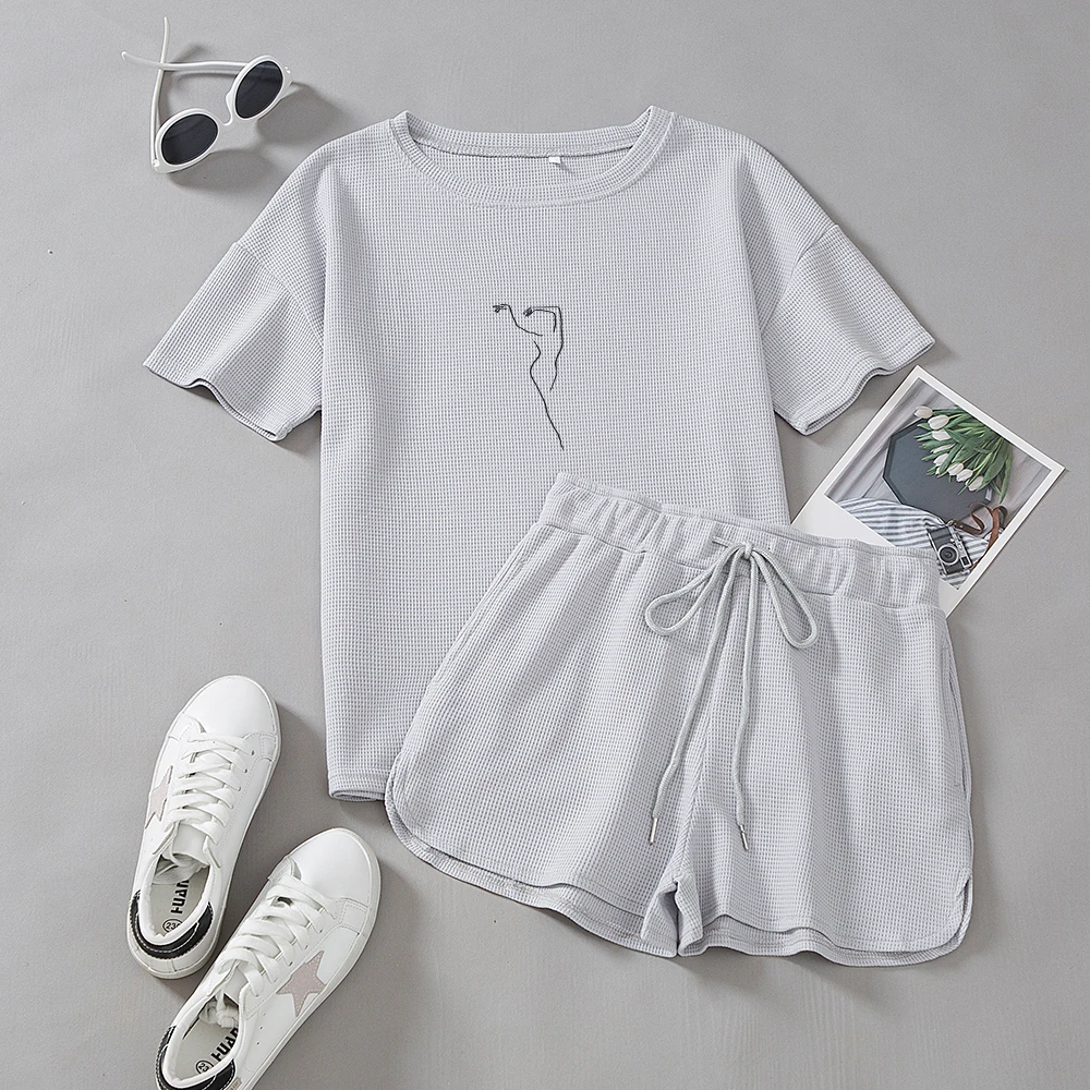 

Aesthetic Line Print Tshirt Women Cute Crop Tops Summer Short Sleeve Cotton T-Shirt Streetwear Tight Tee Shirts Ladies Cropped