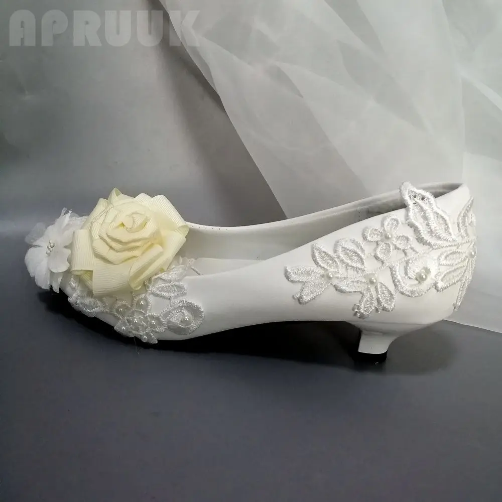 Милые свадебные туфли ручной работы цвета слоновой кости с розами Женские на