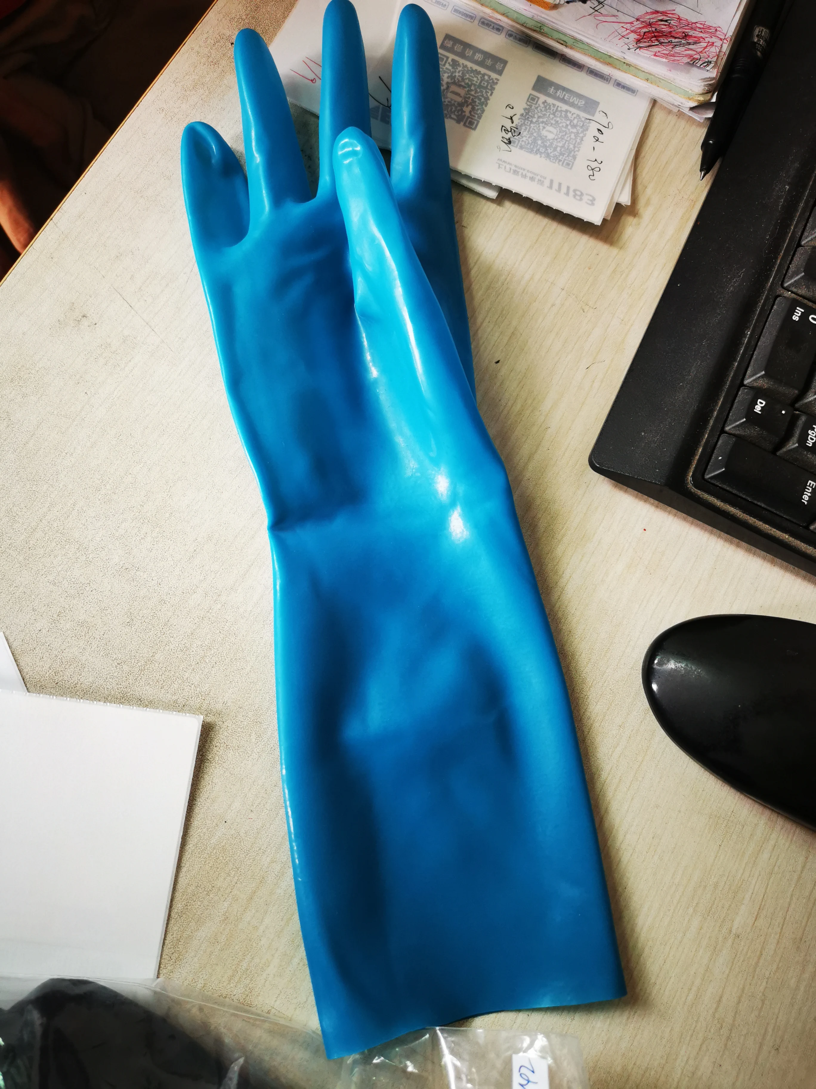 Бесплатная быстрая доставка латексные Красивые перчатки натуральный латекс