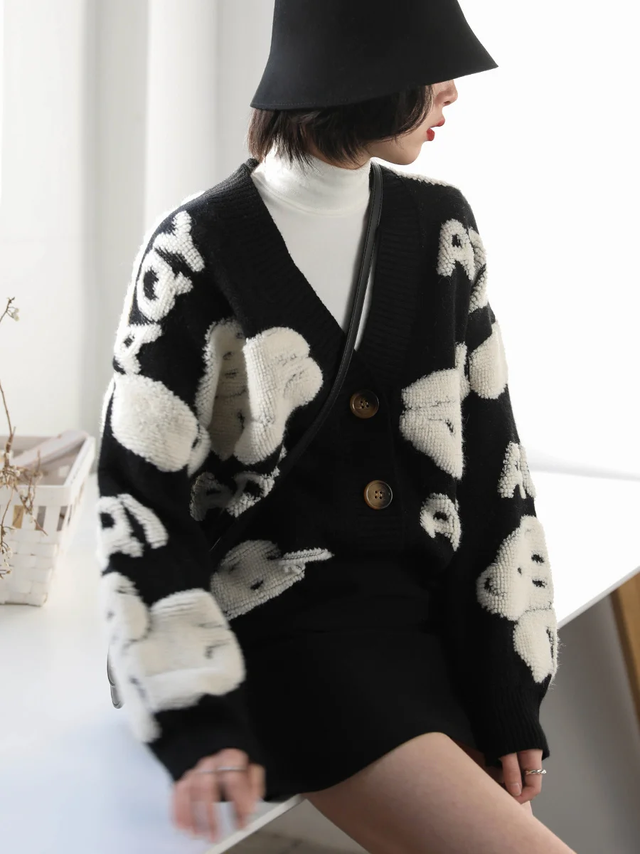 

Early Spring Sweater Korean Version Loose V-neck Cartoon Bear Knitted Cardigan Sweater Coat