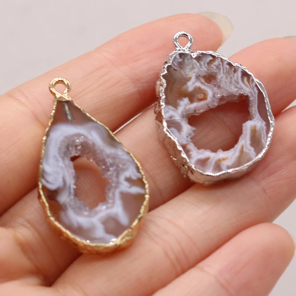 

Natural Semi-precious Stone Pendants Irregular Agate 20x30-25x40mm for DIY Jewelry Making High Quality Gift