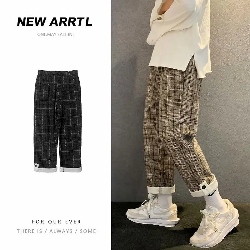 

Casual pants men's 2021 winter new Hong Kong style straight-leg plaid pants Korean trend thickened sports pants