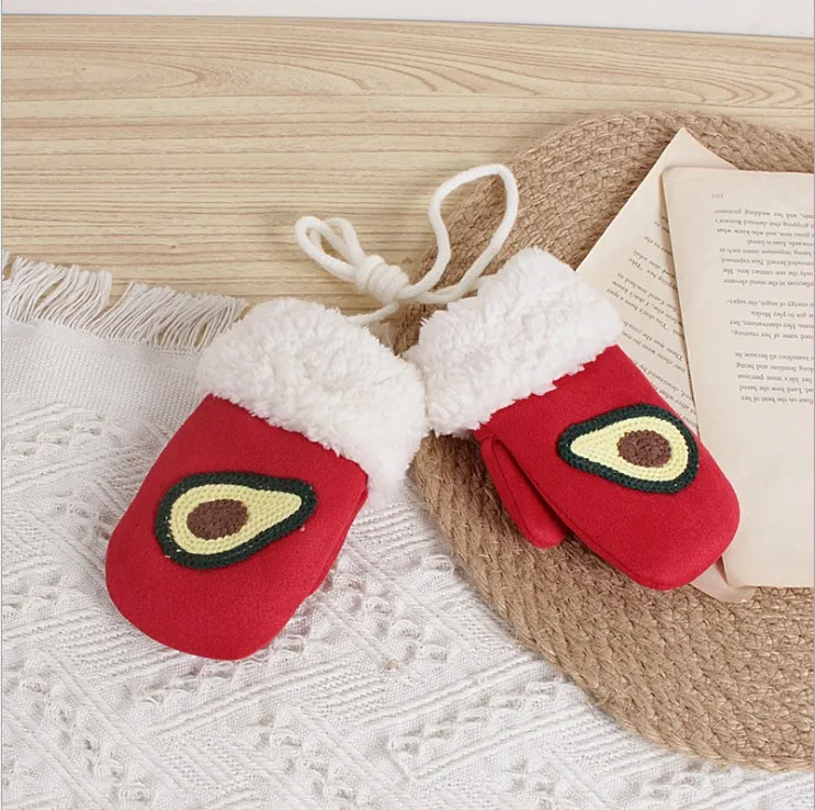 

Детские перчатки с вышивкой и фруктовым узором, зимние перчатки, прочные ветрозащитные и теплые перчатки с лямкой на шее для девочек и мальч...