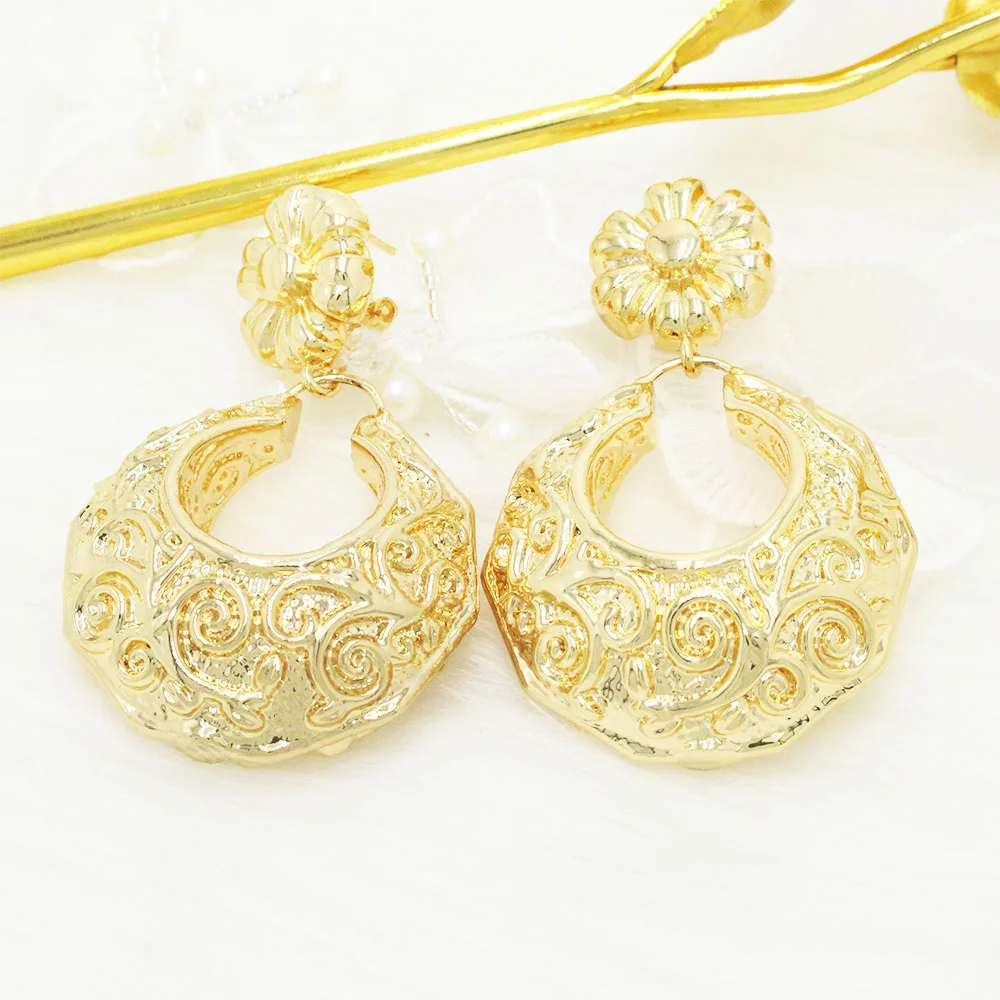 

Fashion U shape Hoop plant pattern Drop earrings and pendant set 18k gold color Party African big and light Jewelry Set SUNNESA