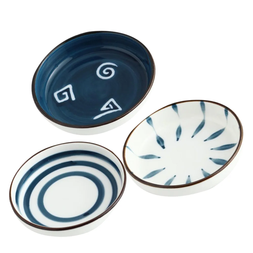 

4pcs Creative Seasoning Sauce Dishes Household Food Dipping Bowls Ceramic Sauce Dishes (Thousands Leaf, Concentric, Spiral, Whit