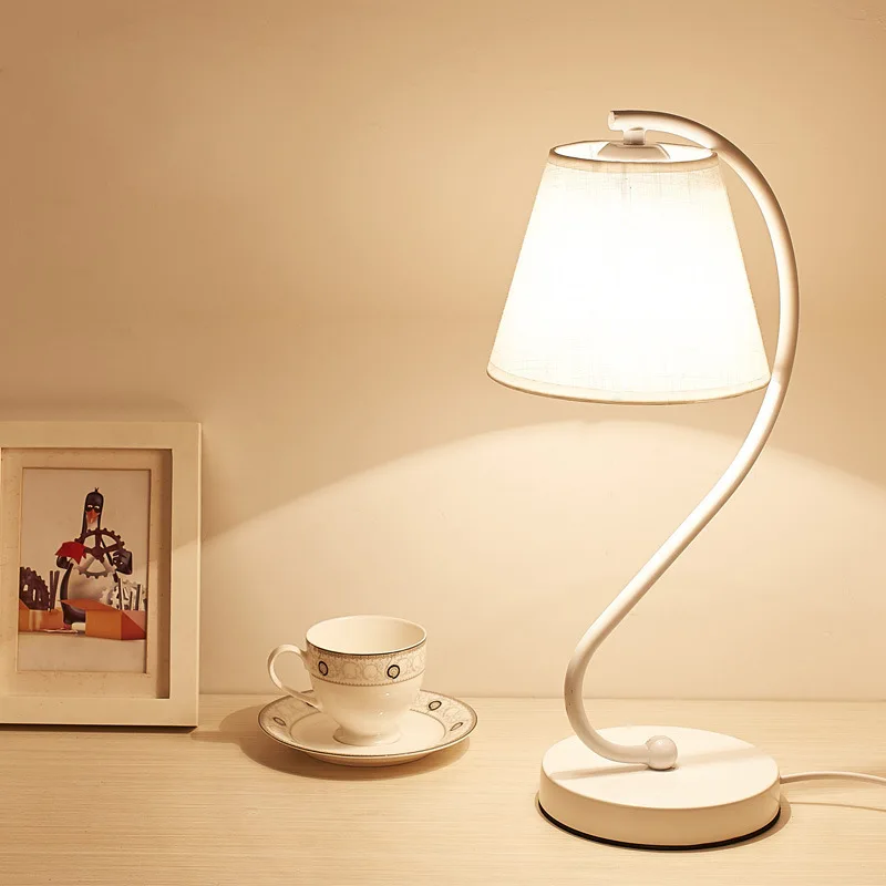 

Concise Eyeshield Led Desk Lamp Bedroom Bedside To Work In An Office Originality Personality Arts Iron Cloth Cover Desk Lamp