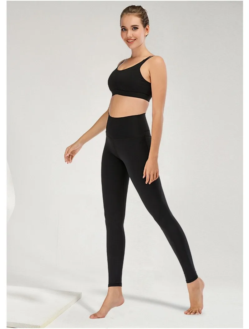 

Yoga Sexy U-shape Shockproof Elastic Adjustable Back Button Underwear Sports Bras for Women Padded Casual Training Running