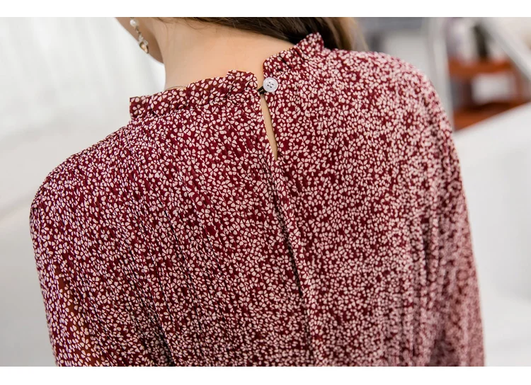 Женское шифоновое платье трапеция средней длины элегантное весеннее с цветочным