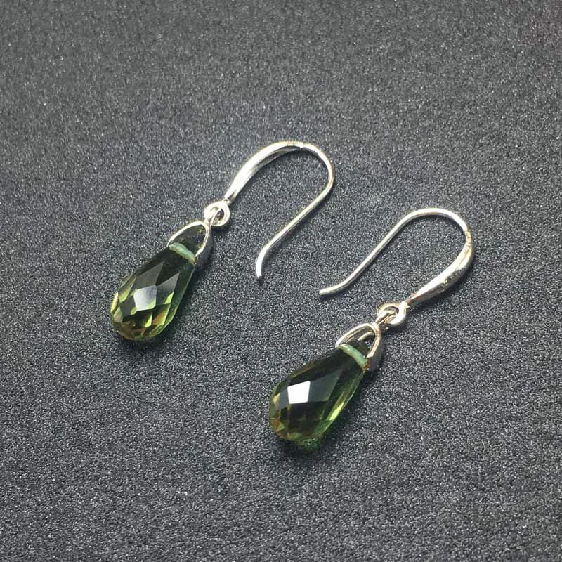 Женские серьги-гвоздики из серебра 925 пробы с зултанитом | Украшения и аксессуары